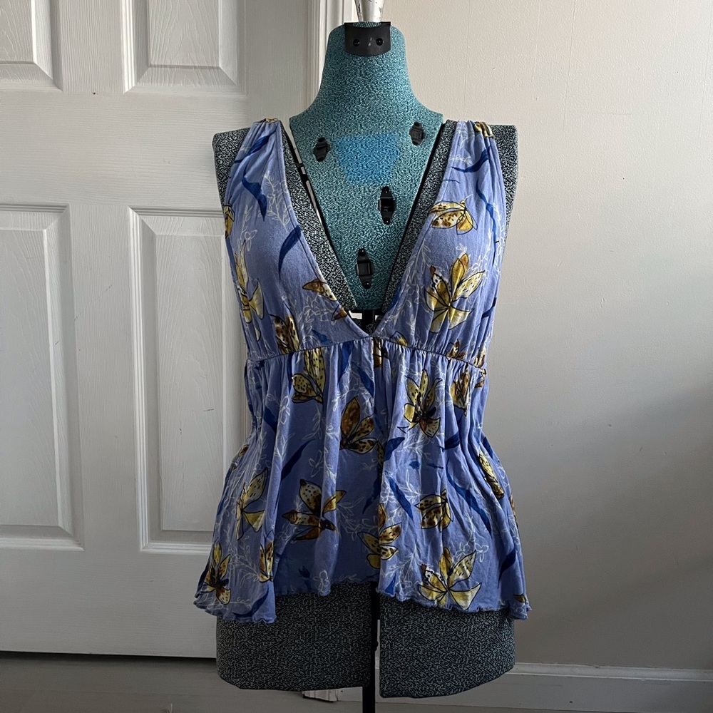 Urban outfitters blue floral tank top